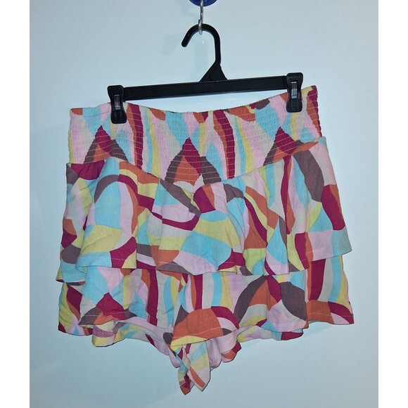 Torrid Multicolor Geometric Pull-on Ruffle Shorts Sz 0 - Picture 1 of 3